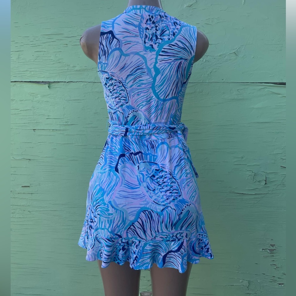 Lilly Pulitzer Rilla Wrap Romper In Bermuda Blue Fishful - Picture 4 of 9